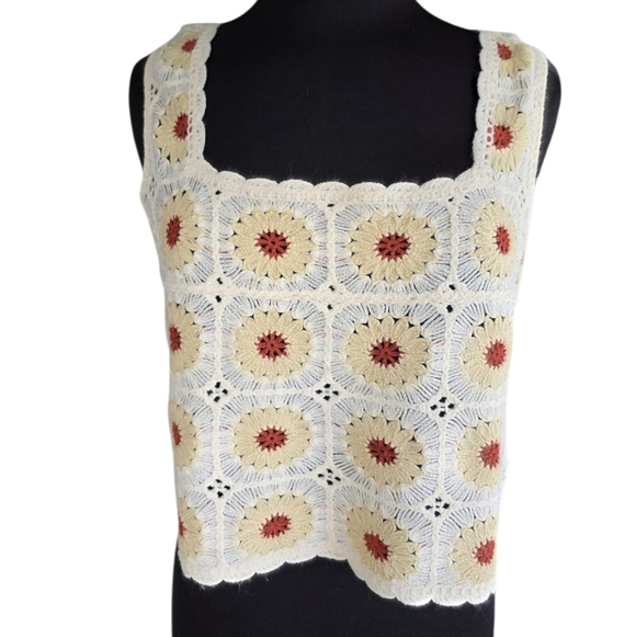 Rebellion Tops - Rebellion Crochet Floral Crop Top - Cream and Red Daisy Jones Aesthetic